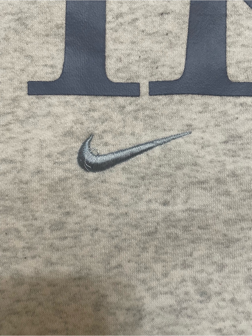 Nike Heritage Crewneck - Picture 2 of 10